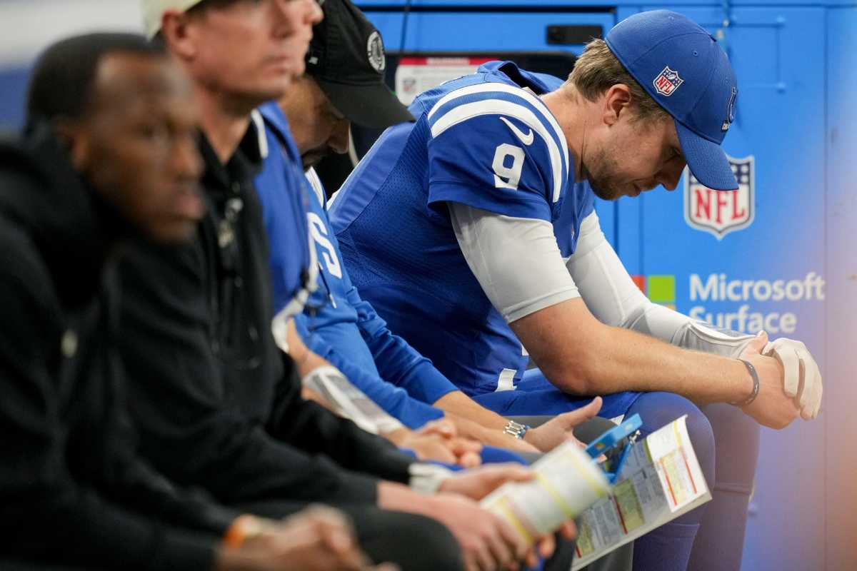 Indianapolis Colts quarterback Nick Foles (9) sits on the bench Monday, Dec. 26, 2022, during a game against the Los Angeles Chargers at Lucas Oil Stadium in Indianapolis.