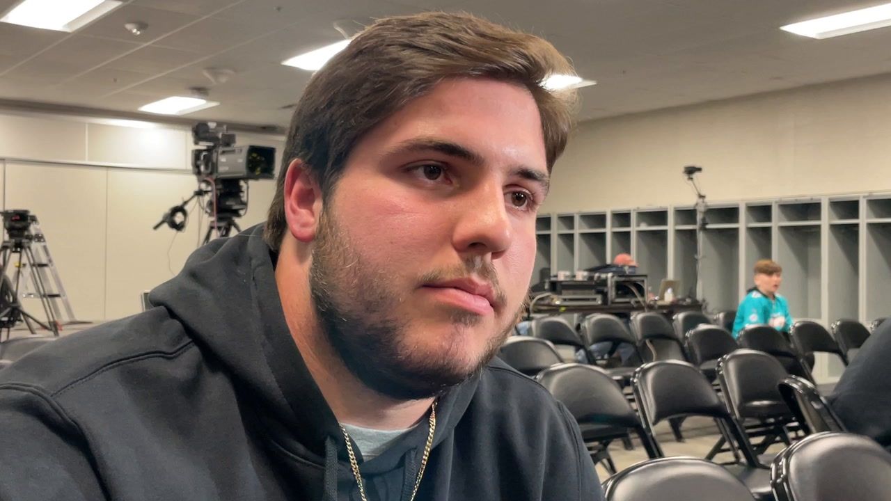 Texas Center Gave Huskies a Long Look During Recruiting - Vimarsana News