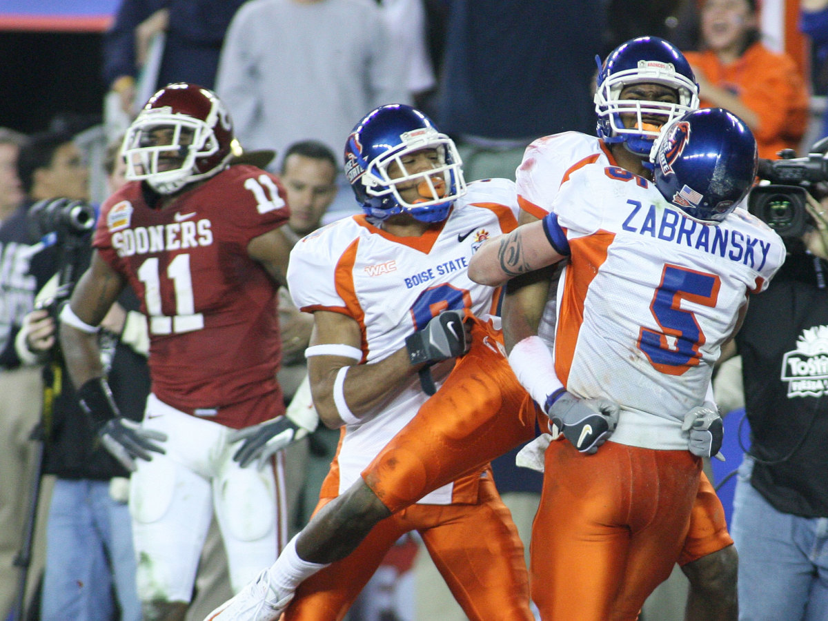 Jerard Rabb celebrates after scoring the game-tying touchdown vs Oklahoma