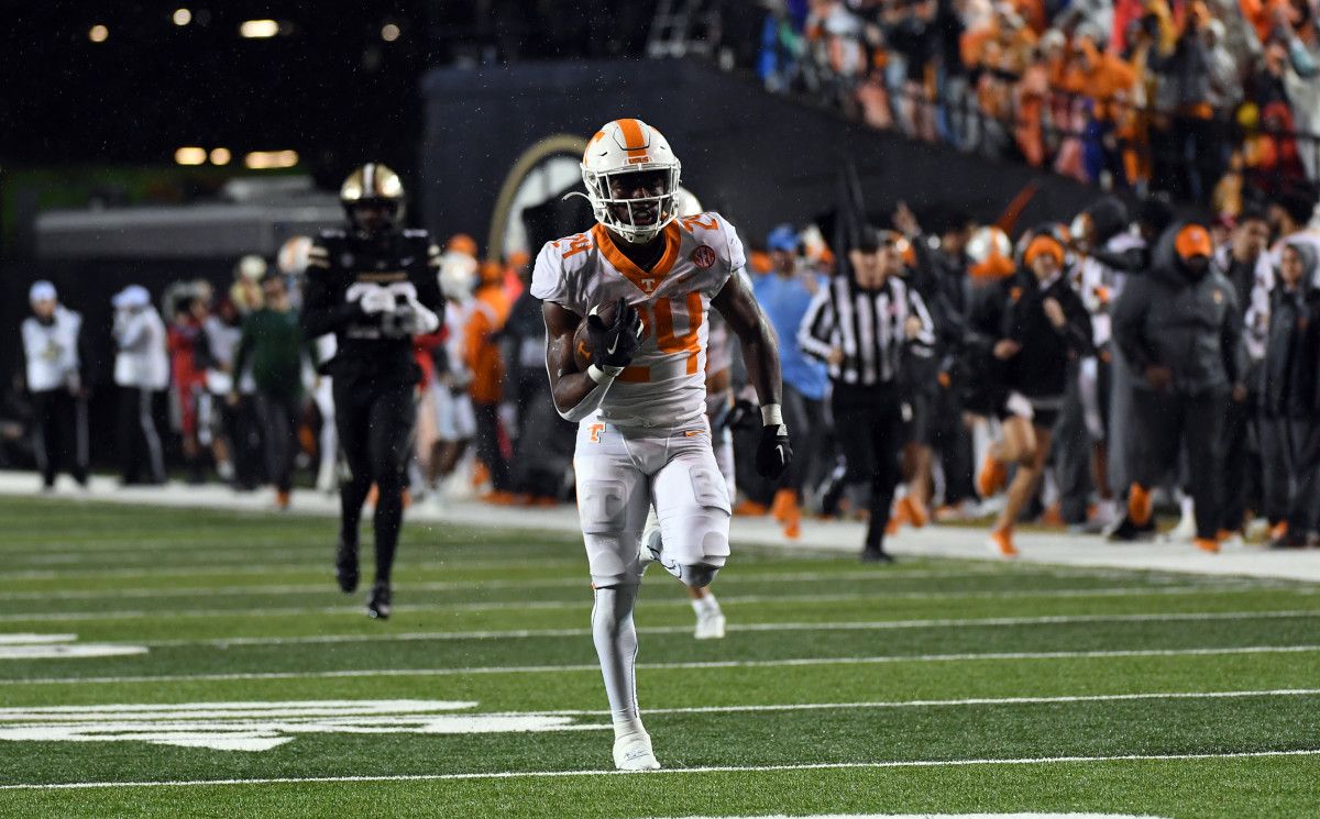 Tennessee Volunteers Prepping for Well-Coached Clemson Tigers Team - Vimarsana News