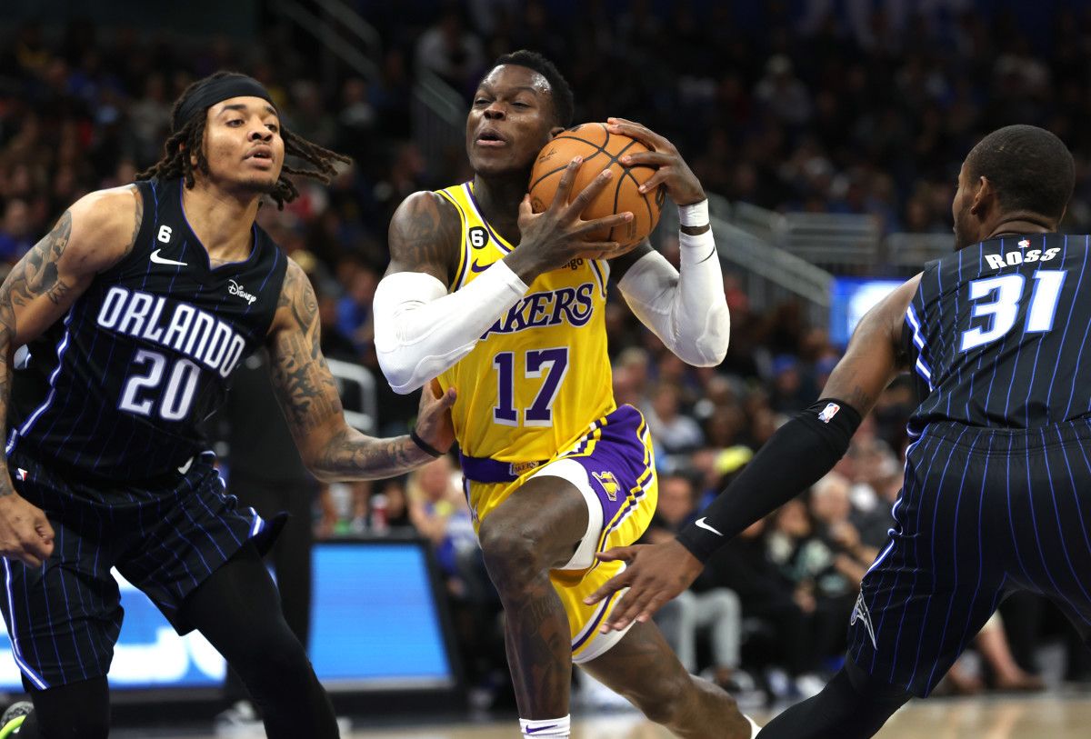 Lakers News How Sharing The Ball Saved The Day For L A All Lakers 