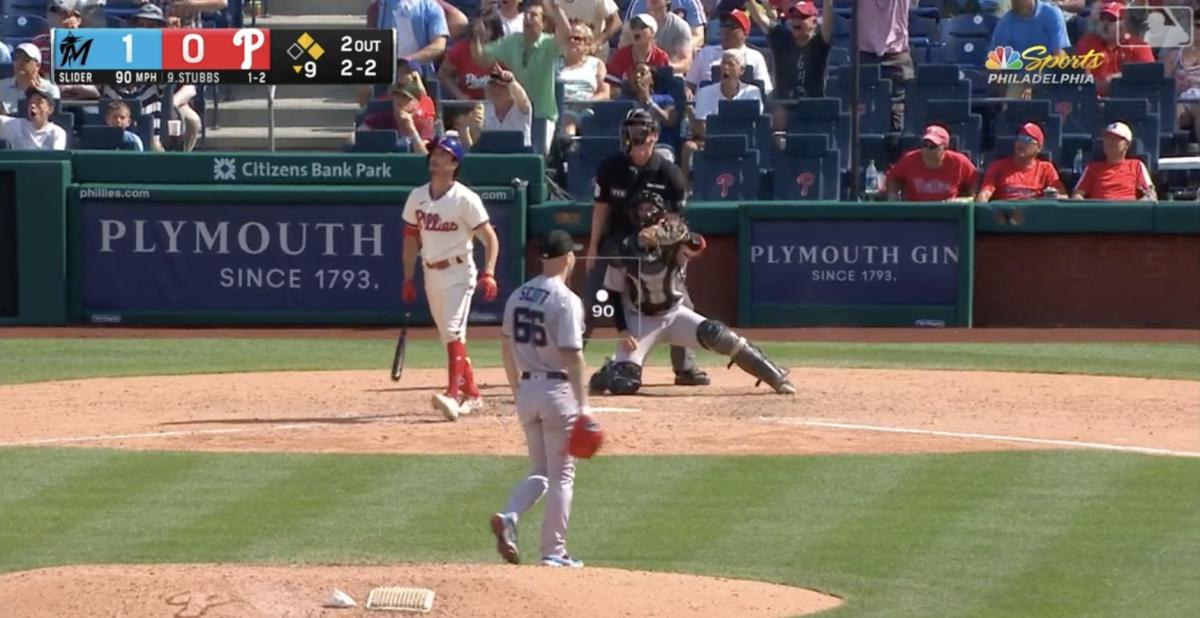 Garrett Stubbs homers off Tanner Scott