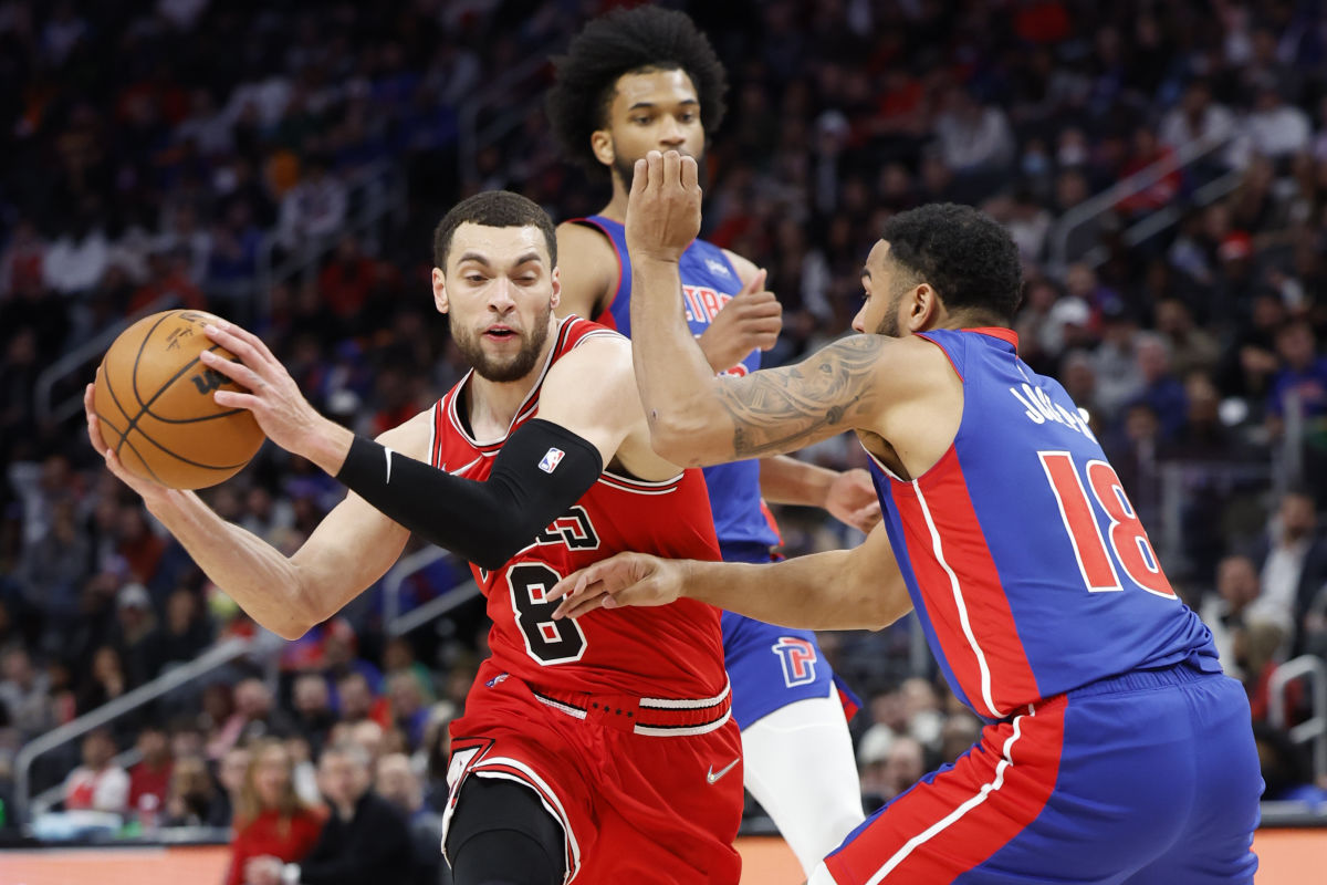 Chicago Bulls guard Zach LaVine is defended by Detroit Pistons guard Cory Joseph