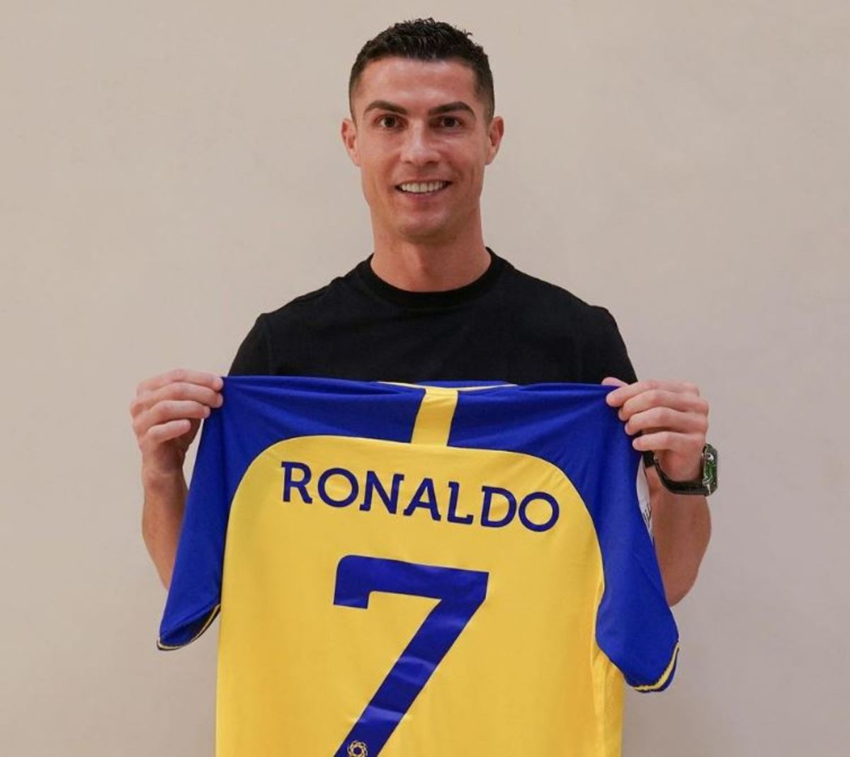 soccer player ronaldo jersey