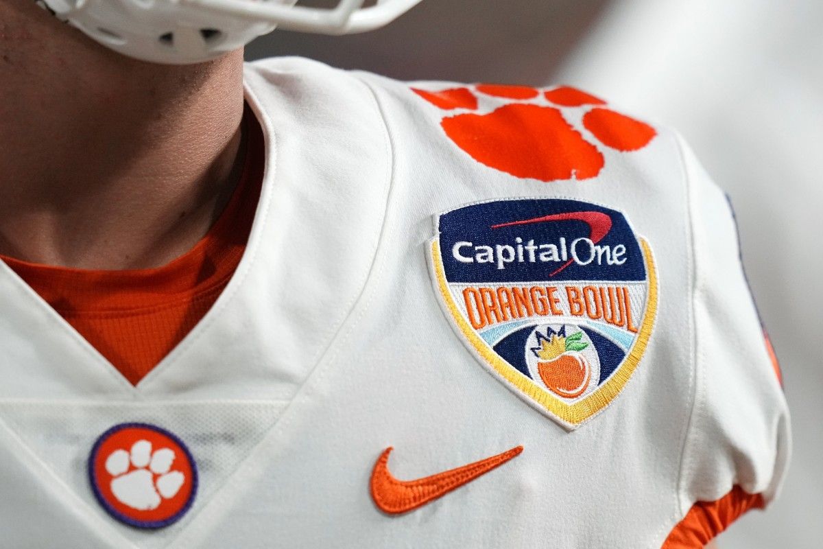 Clemson Tigers vs Tennessee Volunteers: Orange Bowl Halftime Analysis - Sports Illustrated Clemson Tigers News, Analysis and More - Vimarsana News
