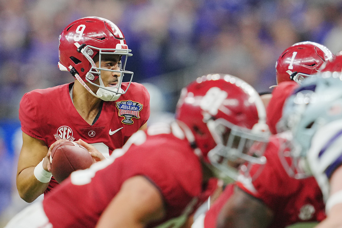 Alabama Crimson Tide quarterback Bryce Young (9) drops back to pass against the Kansas State Wildcats during the first half in the 2022 Sugar Bowl at Caesars Superdome.