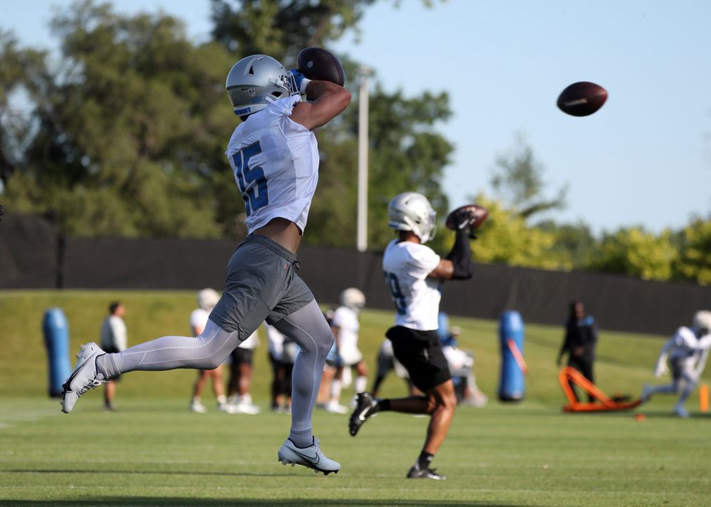 Detroit Lions NFL practice squad elevations ahead of Bears game - Sports Illustrated Detroit Lions News, Analysis and More - Vimarsana News