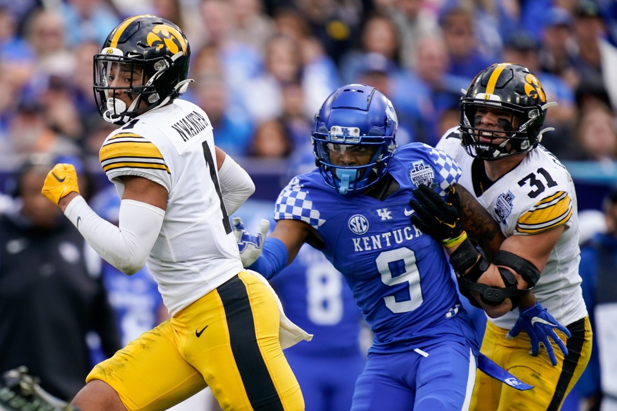 Game Notes: Iowa 21, Kentucky 0 - Sports Illustrated Kentucky Wildcats