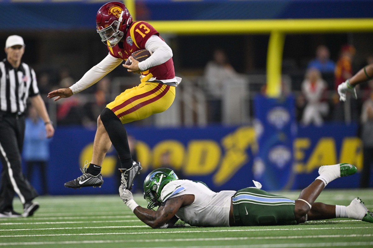 Look Photos from USC's Cotton Bowl collapse vs. Tulane Sports