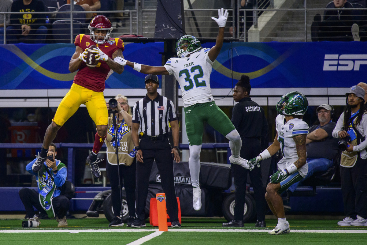 Look Photos from USC's Cotton Bowl collapse vs. Tulane Sports