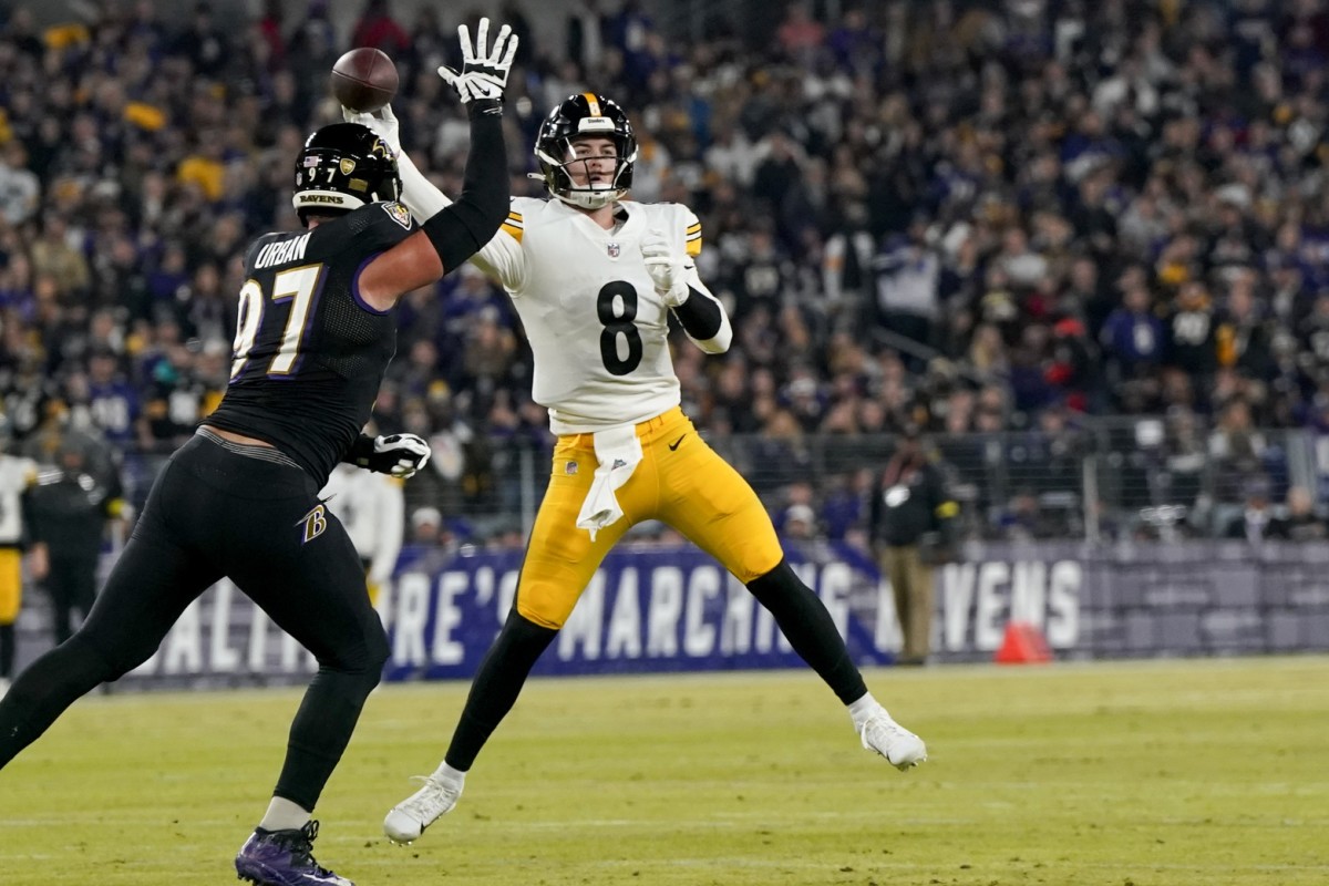 Steelers quarterback Kenny Pickett in Week 17 against the Ravens.