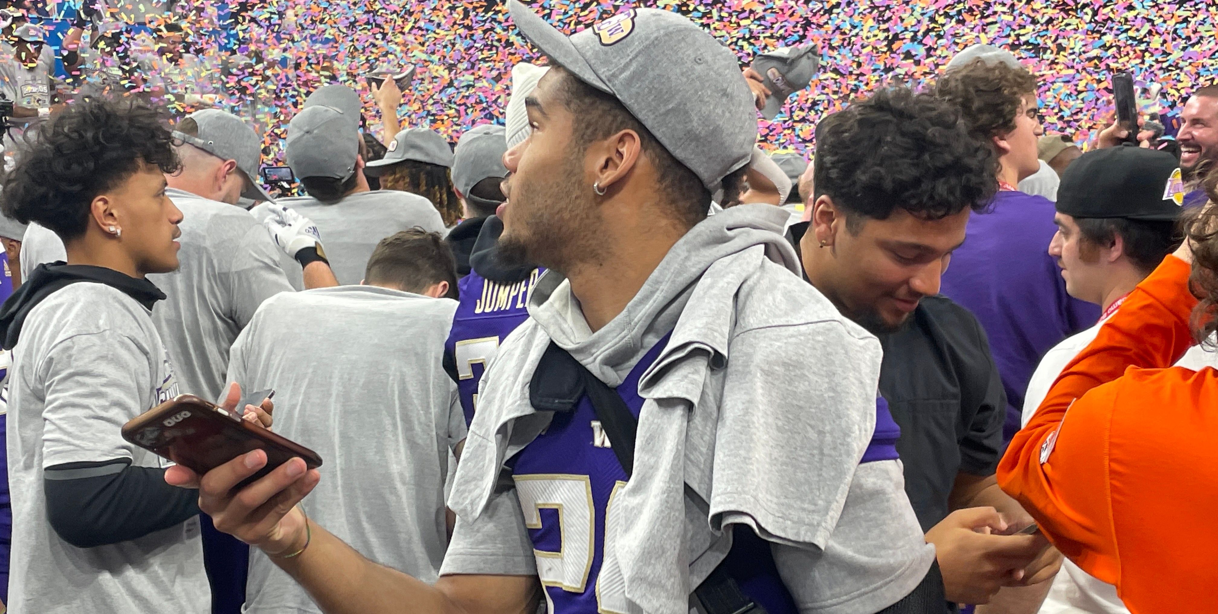 As UW Welcomes an Army of New Corners, Don't Forget About Irvin - Vimarsana News
