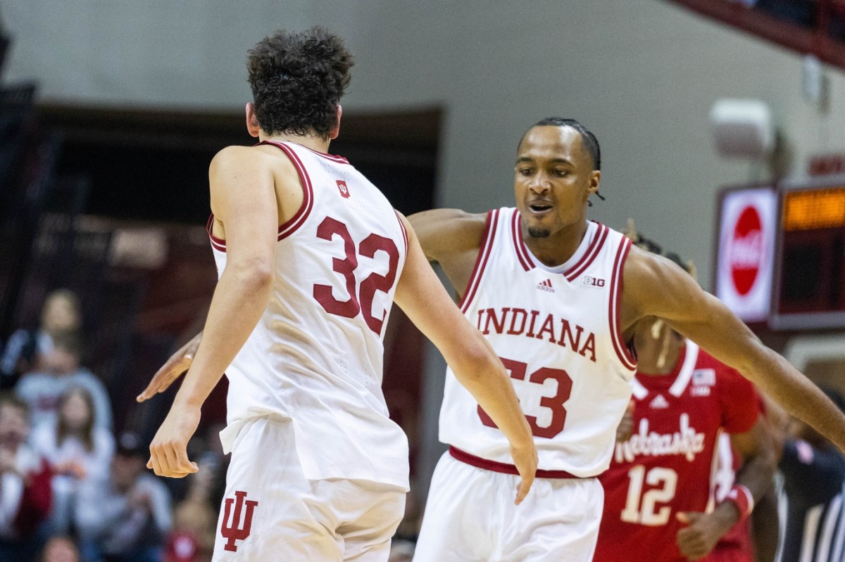 Indiana guards Trey Galloway (32) and Tamar Bates (53) need to step up for the Hoosiers with Xavier Johnson out after foot surgery. (USA TODAY Sports)