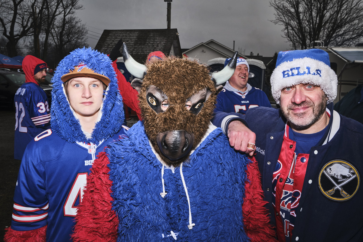 “When the weather starts getting like this, it can get depressing,” says Phillips. “The Bills—and the Sabres, too—are a shot in the arm. They get people through the winter.”