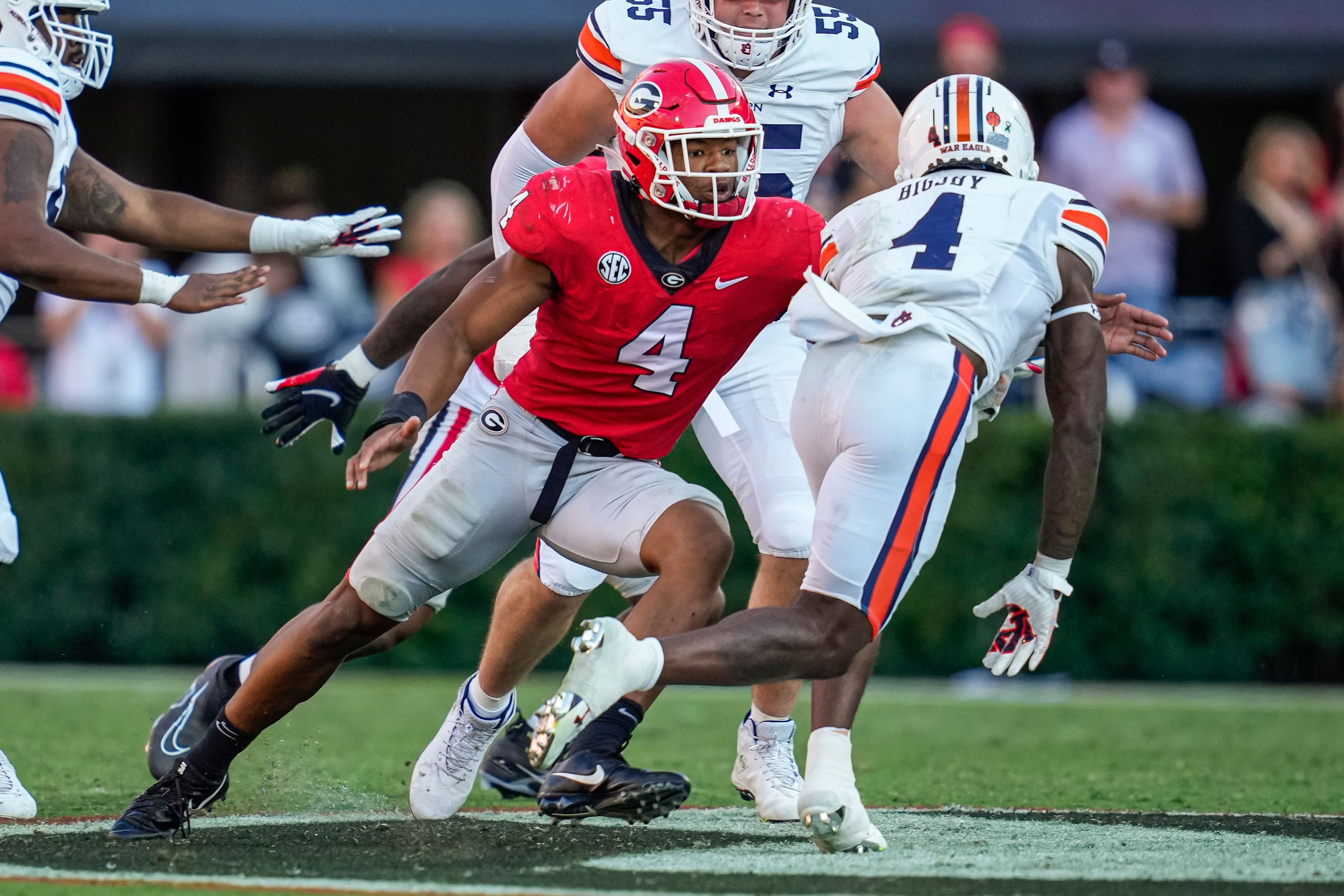 Los Angeles Rams Add Much Needed Edge Rusher in Latest NFL Mock - Sports Illustrated LA Rams News, Analysis and More - Vimarsana News
