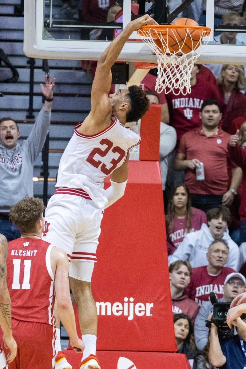 Indiana Hoosiers forward Trayce Jackson-Davis dunks the ball in the second half against the Wisconsin Badgers.