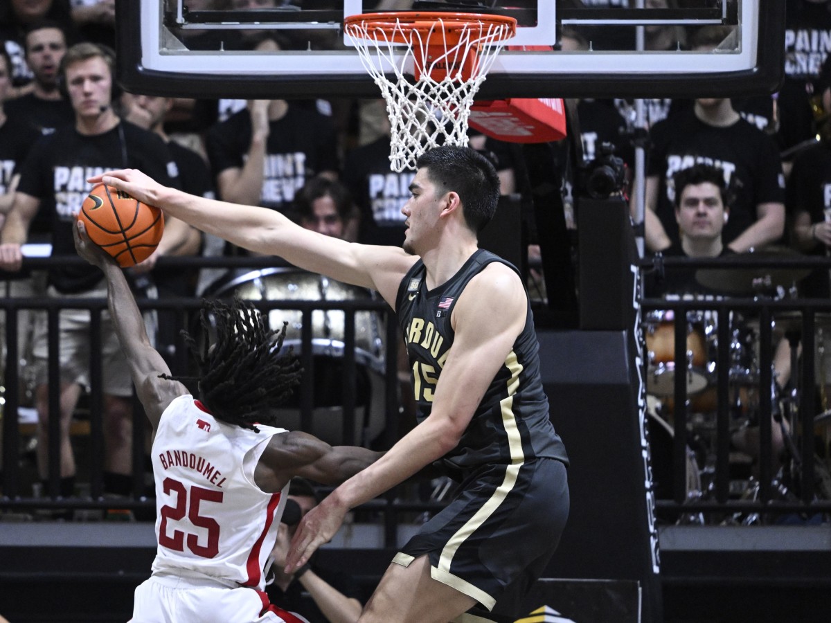 zach edey block vs nebraska