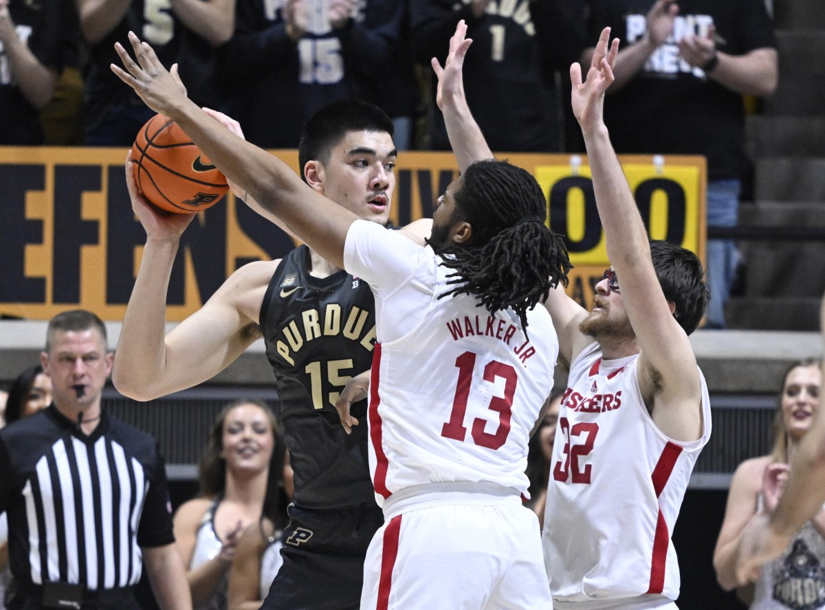 zach edey pass vs nebraska