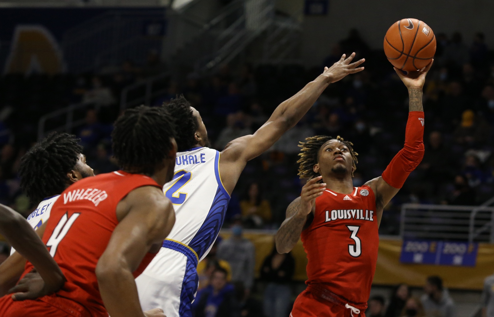 How to Watch Louisville Cardinals vs. Pitt Panthers: Live Stream, TV Channel, Start Time