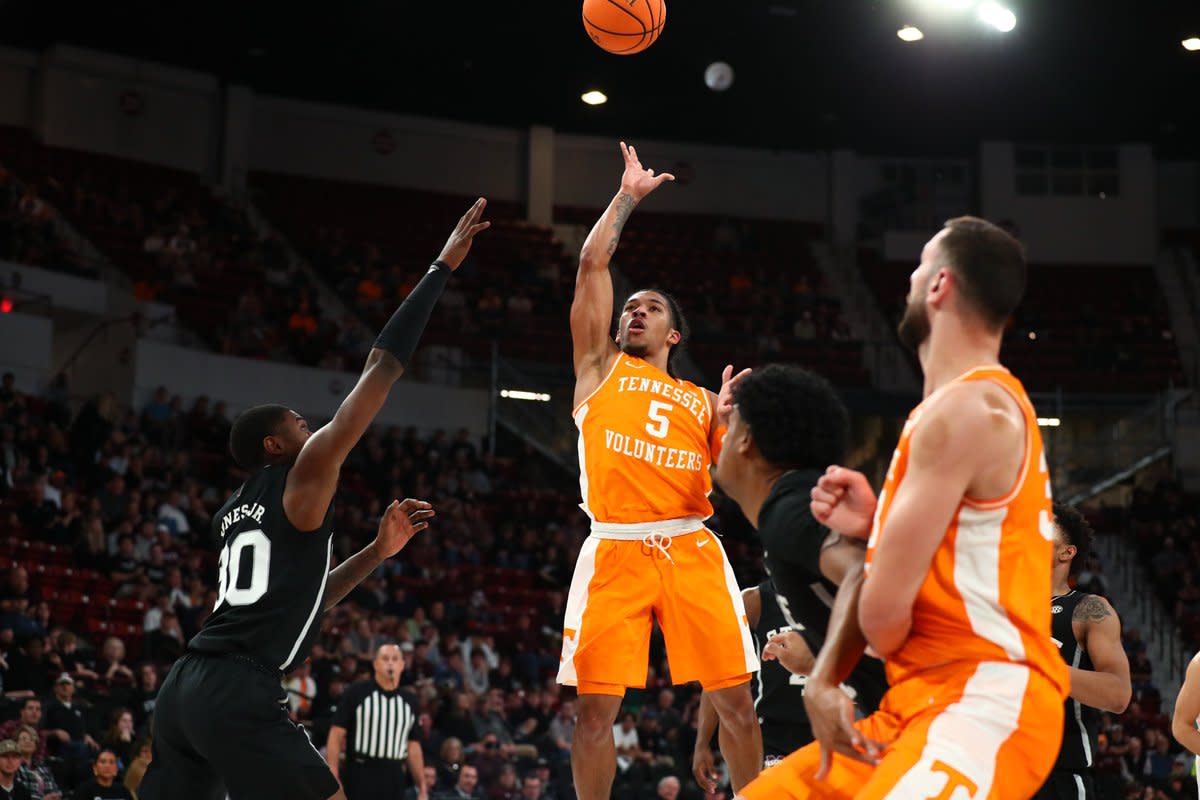 The Halftime Report: Tennessee vs. Mississippi State