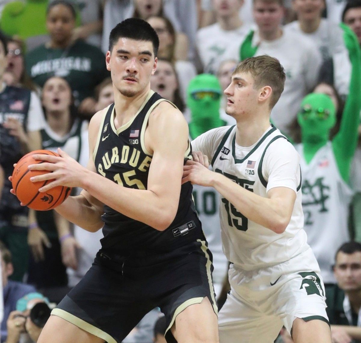 zach edey post vs msu