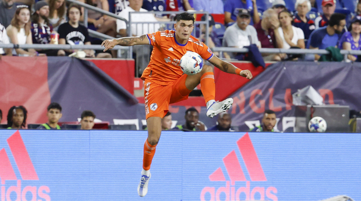 Brandon Vazquez playing for FC Cincinnati.