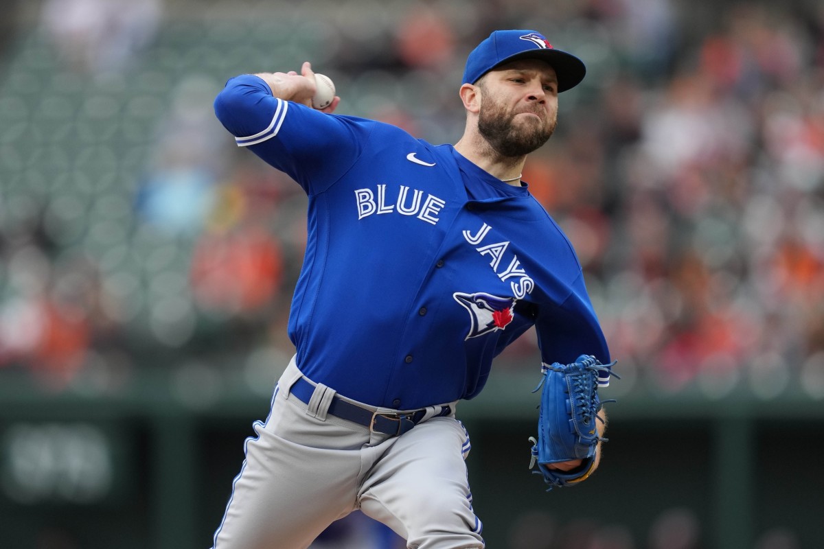 Blue Jays reliever David Phelps has retired after 10 seasons.