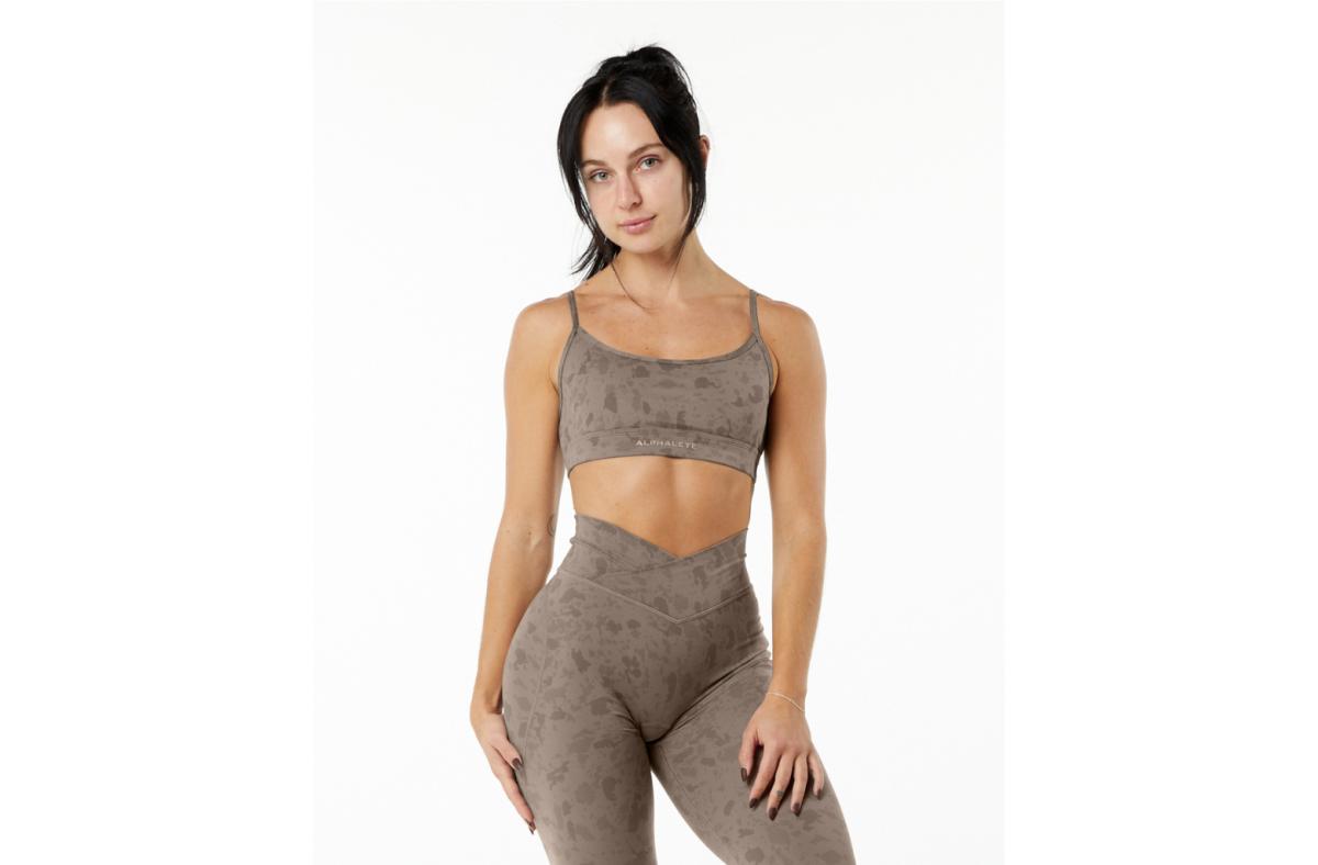 10 Best Workout Clothes for Women on