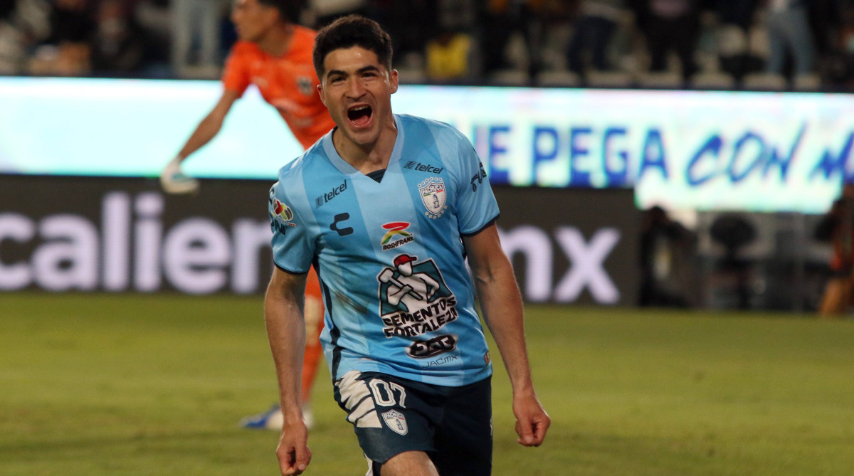 Nicolás Ibáñez celebrates after scoring for Pachuca.