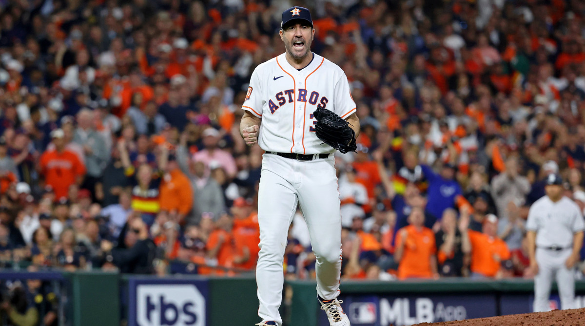 Justin Verlander reacts to a strikeout against the Yankees.