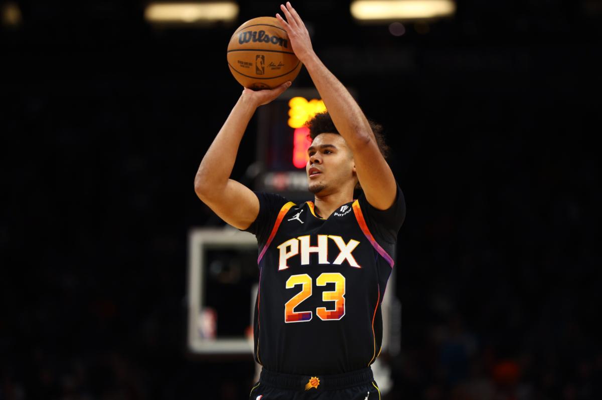 Phoenix Suns' Cam Johnson Continues Phenomenal Play Against Sports Illustrated Inside