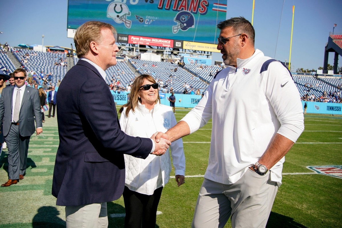 NFL Commissioner Roger Goodell shakes hands with Tennessee Titans head coach Mike Vrabel as they meet with Titans owner Amy Adams Strunk before the game against the Indianapolis Colts at Nissan Stadium Sunday, Oct. 23, 2022, in Nashville, Tenn.