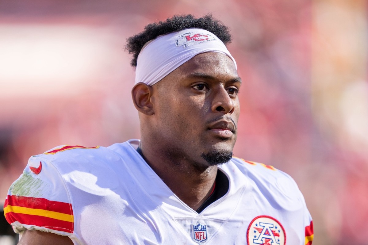 JuJu SmithSchuster Takes Jab at Pittsburgh Steelers Ahead of Playoff