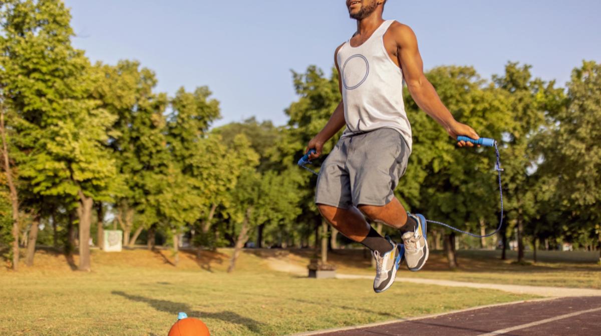 The 6 Best Weighted Jump Ropes for Your Next Cardio Sesh - Sports