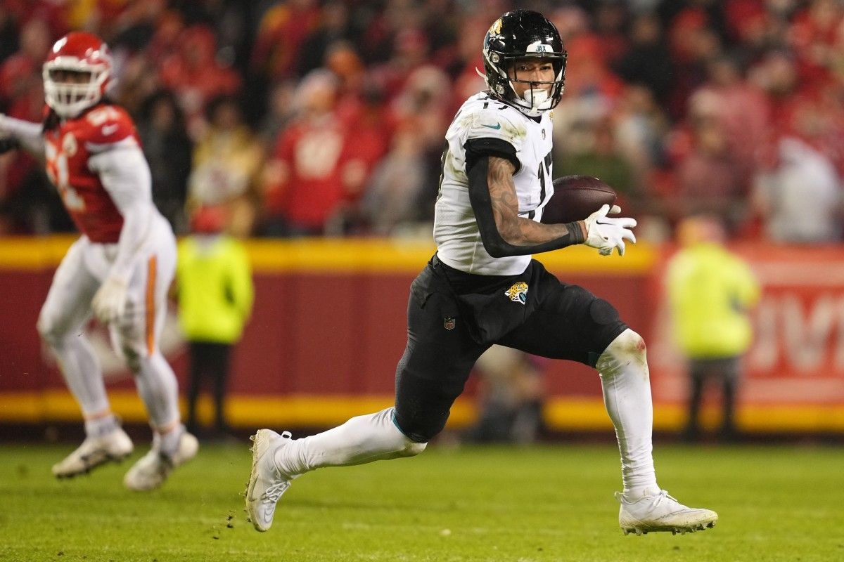 Jacksonville Jaguars' Doug Pederson Hopes to Retain Evan Engram, Jawaan Taylor - Sports Illustrated Jacksonville Jaguars News, Analysis and More - Vimarsana News