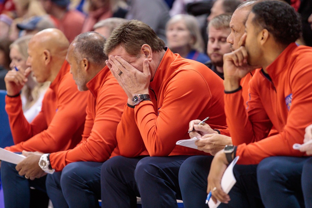 Kentucky Will Have Opportunity to Hand Kansas WorstEver Losing Streak