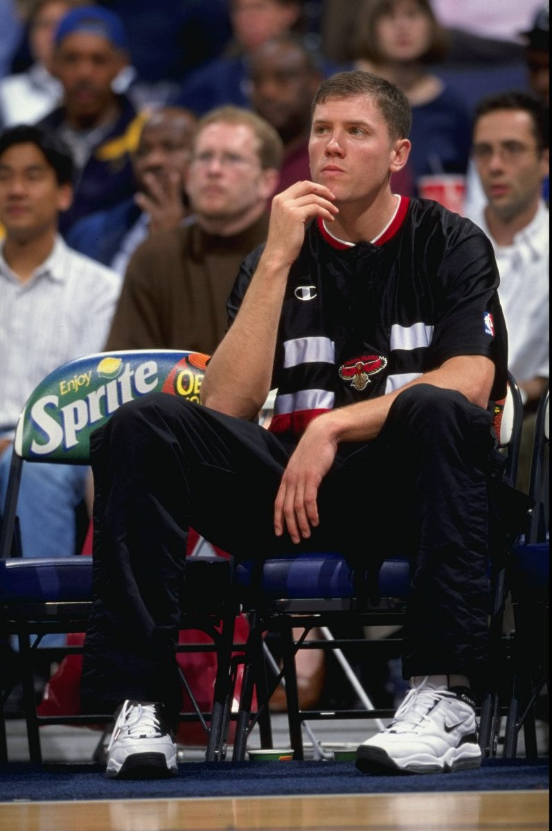 23 Apr 1999: Jeff Sheppard #15 of the Atlanta Hawks watches from the bench during the game against the Washington Wizards at the MCI Center in Washington, D.C. The Hawks defeated the Wizards 89-78.