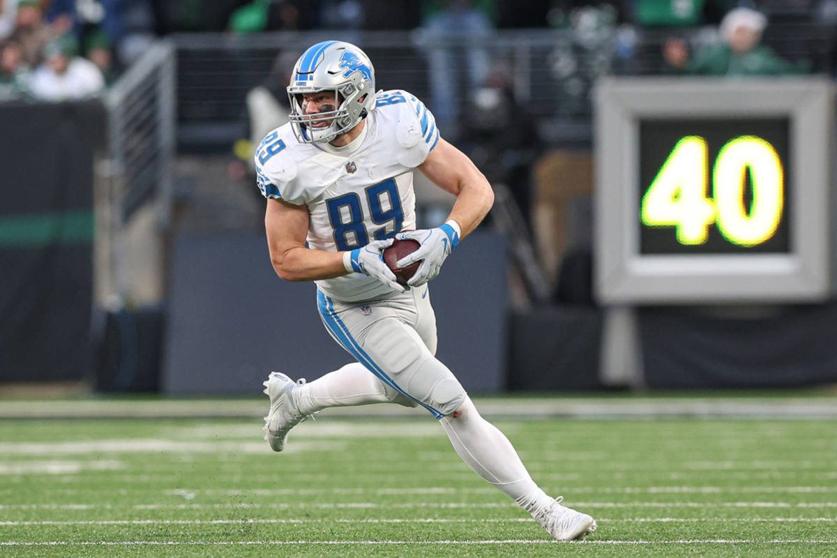 Detroit Lions tight end Brock Wright