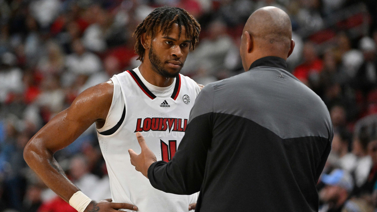 Les équipes masculines de basket-ball de Louisville et Georgetown parmi les pires du pays