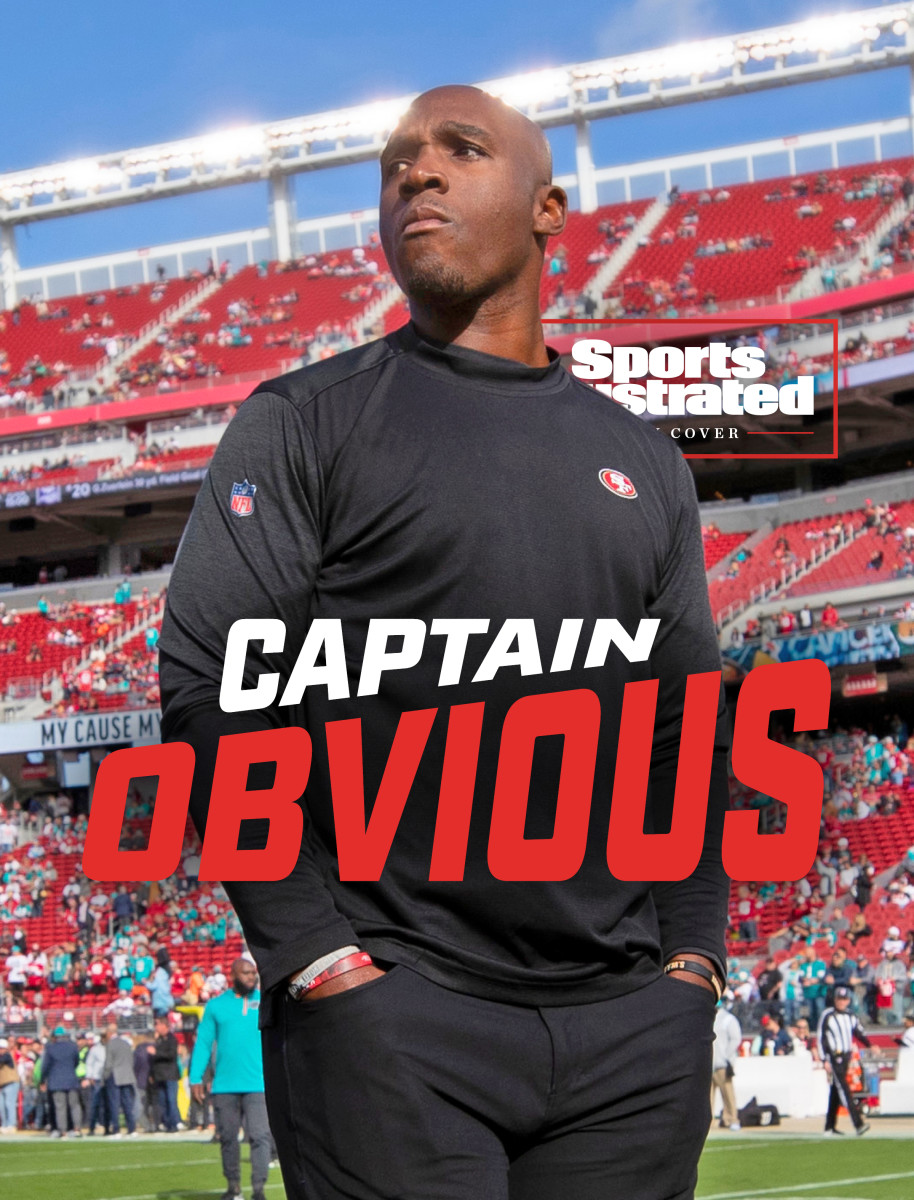 DeMeco Ryans walks the field before a 49ers game against the Dolphins