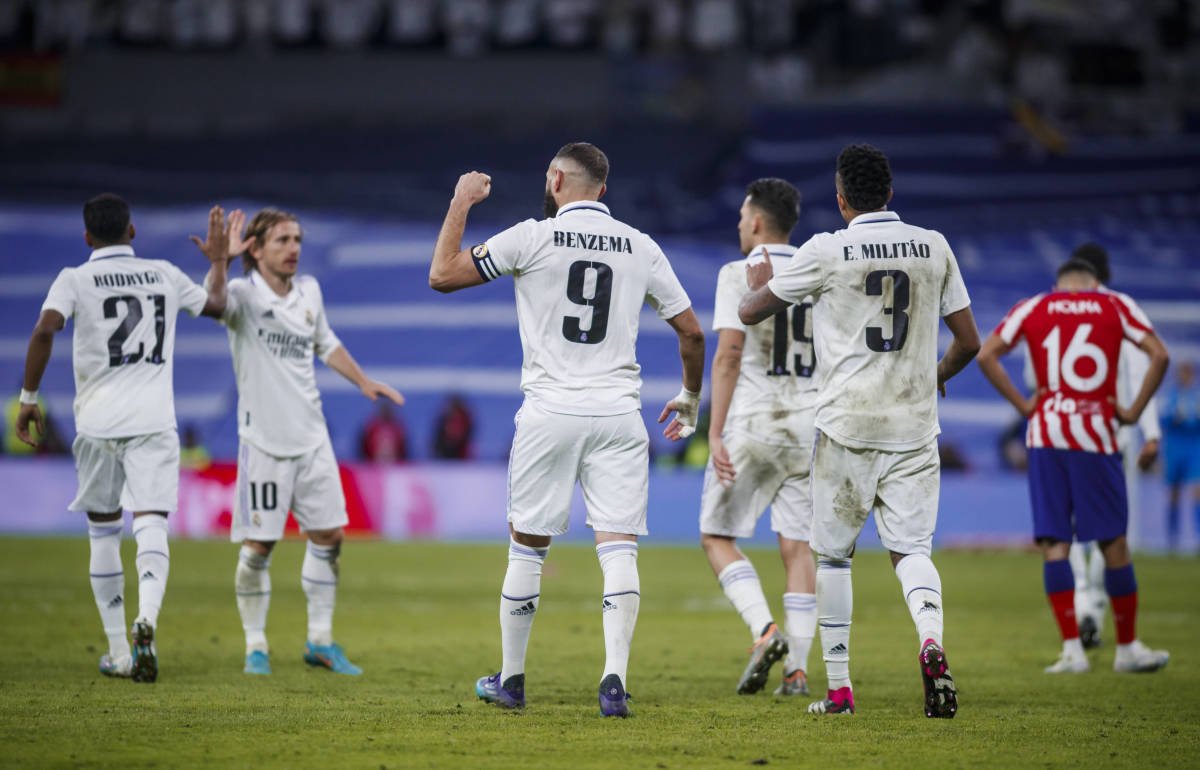 Real Sociedad defeat 10-man Real Madrid