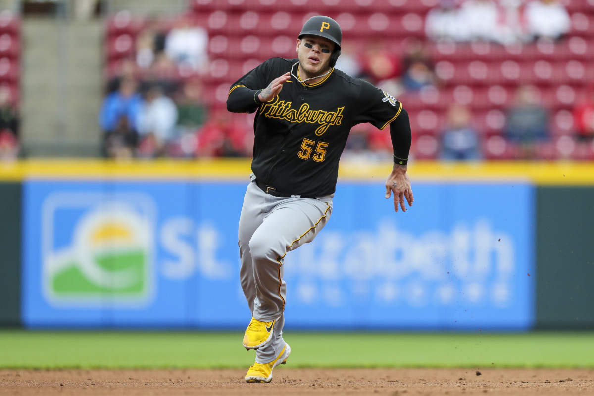 Pittsburgh Pirates catcher Roberto Pérez (55) runs the bases. (2022)