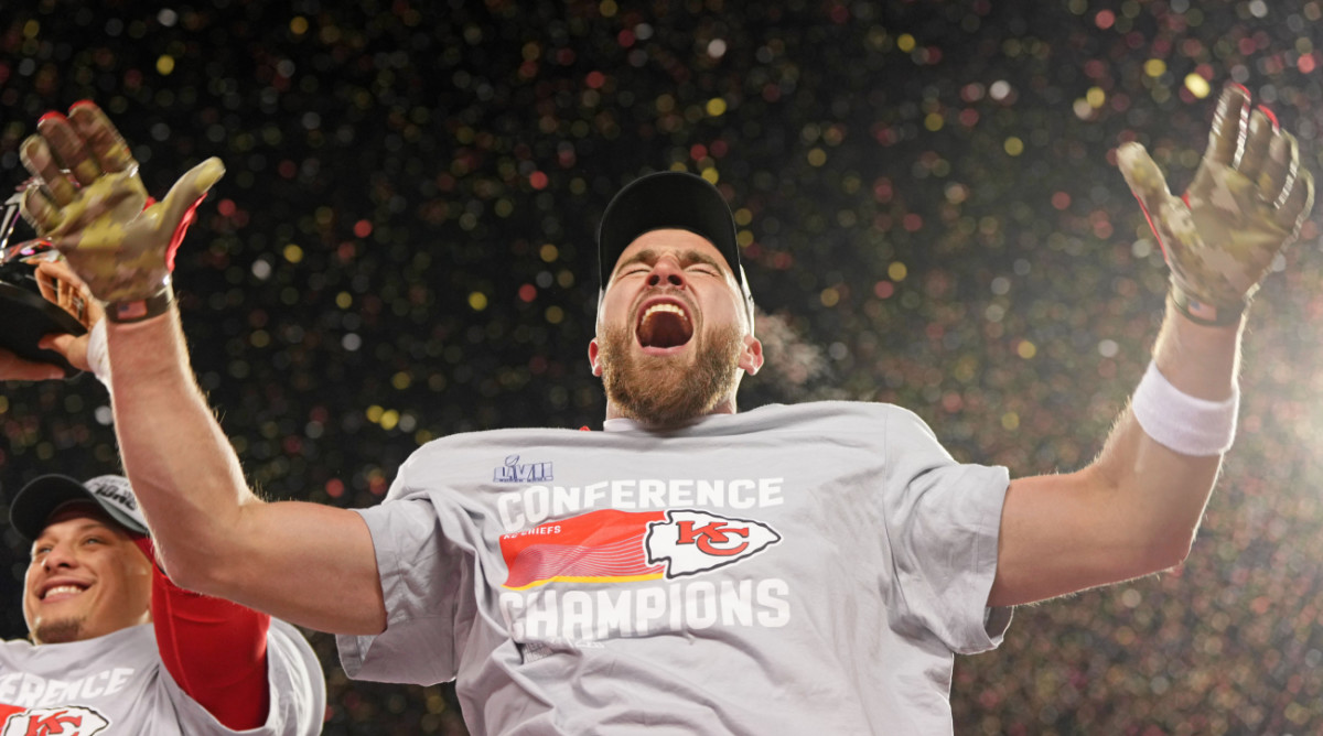 Chiefs tight end Travis Kelce celebrates the team’s AFC championship title win over the Bengals.