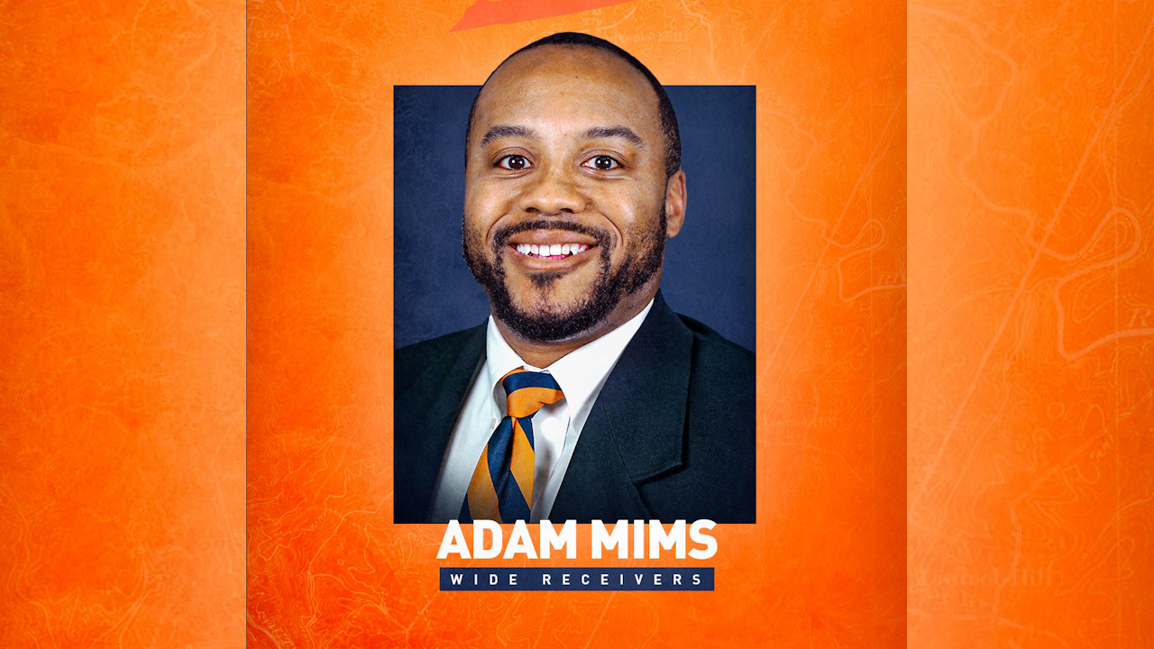 Virginia Football Promotes Adam Mims to be New Wide Receivers Coach