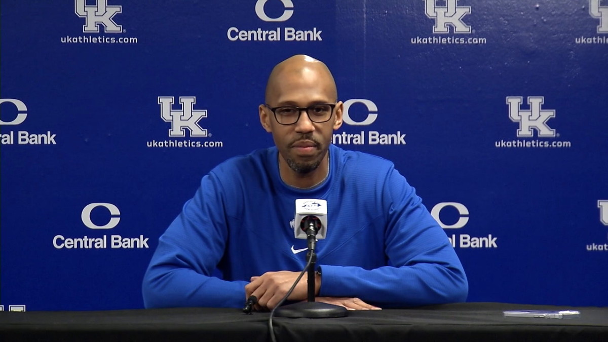 WATCH Kentucky Assistant KT Turner Speaks Ahead of Ole Miss Matchup