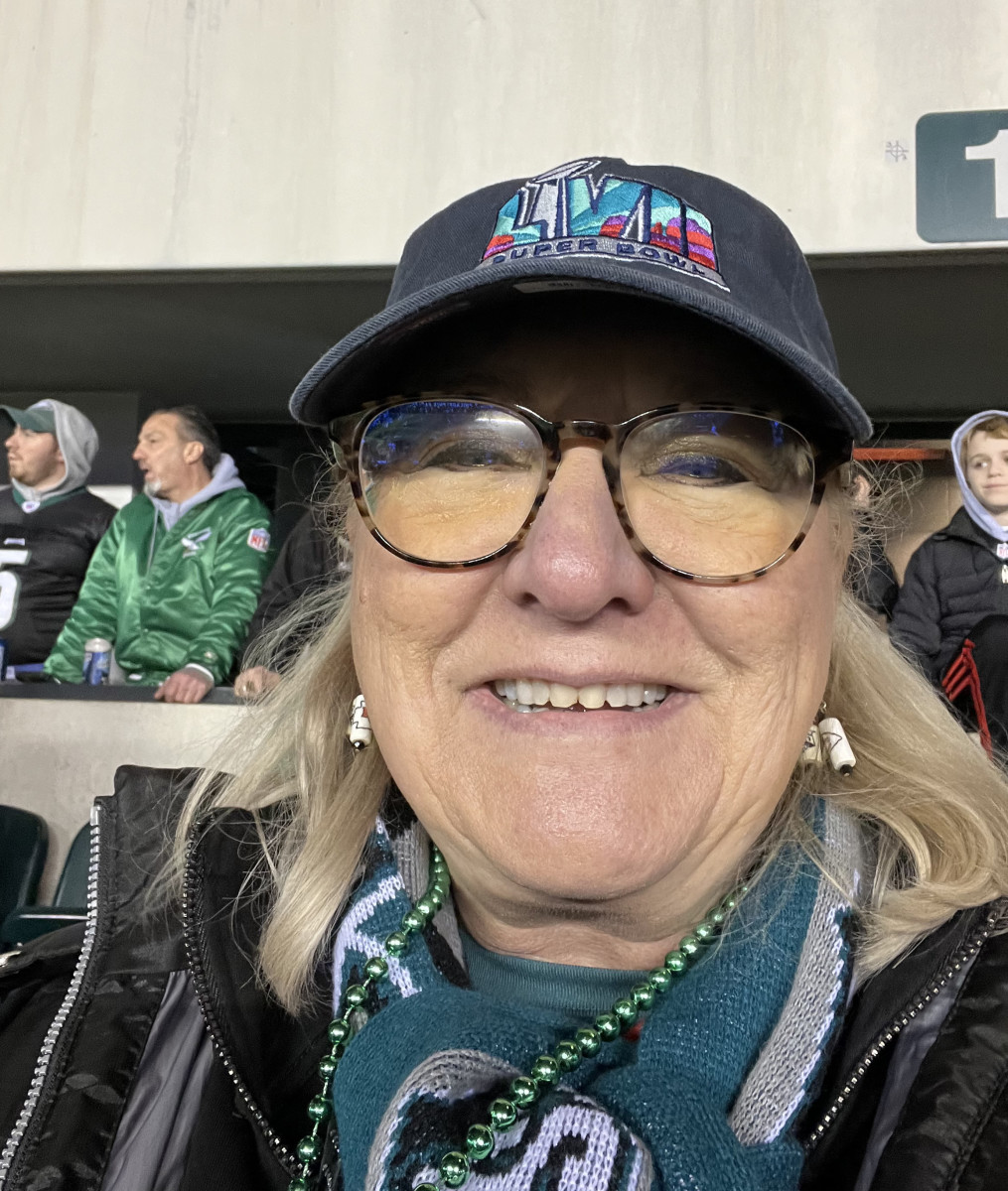 A selfie of Donna Kelce in the stands at the Eagles-49ers NFC championship game