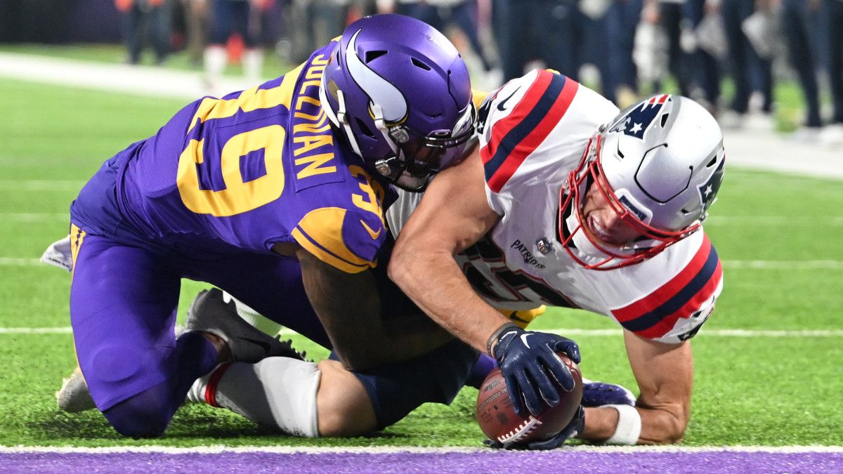 Social (Media) Justice: New England Patriots Poking Referees, Courtesy of LeBron James - Sports Illustrated New England Patriots News, Analysis and More - Vimarsana News