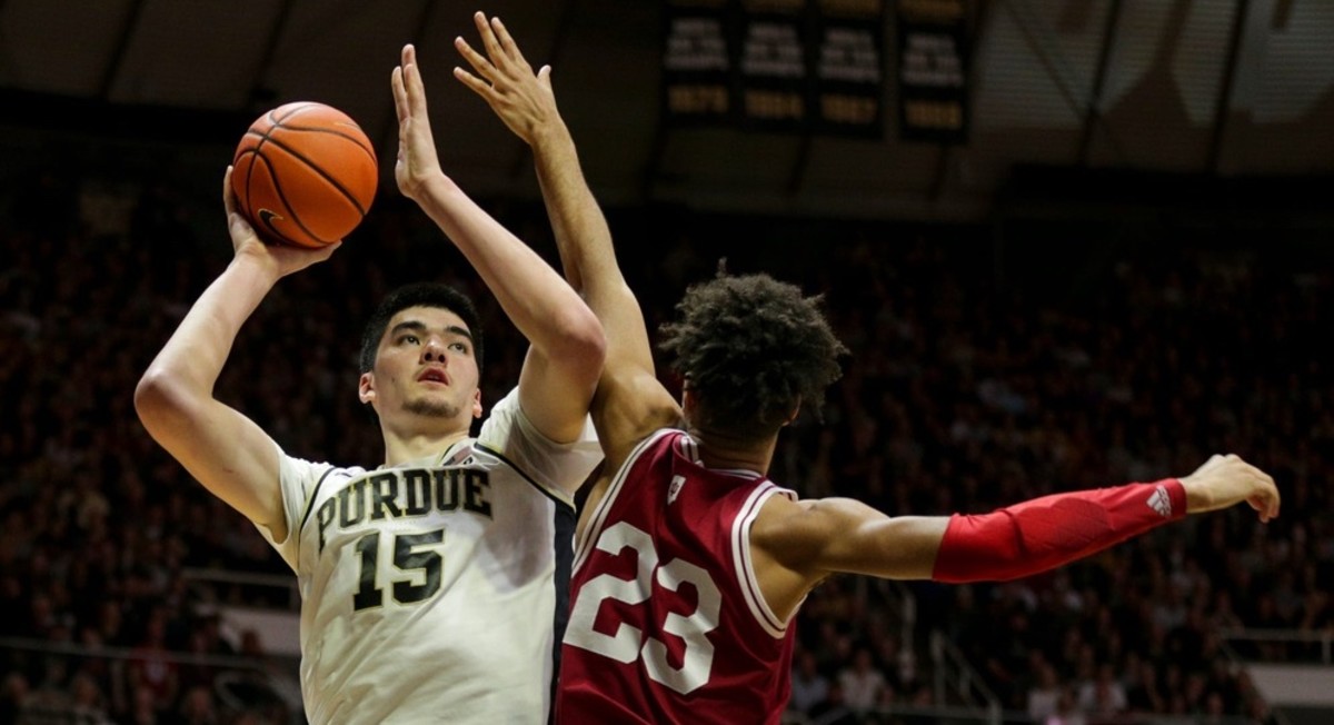 Purdue center Zach Edey (15) tries to put up a shot over Indiana's Trayce Jackson-Davis (23) during last year's game at Mackey Arena (USA Today Sports)