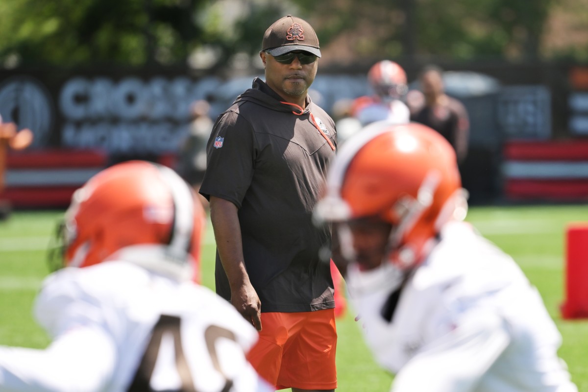 Jul 29, 2022; Cleveland Browns defensive coordinator Joe Woods watches a drill during training camp. Mandatory Credit: Ken Blaze-USA TODAY Sports