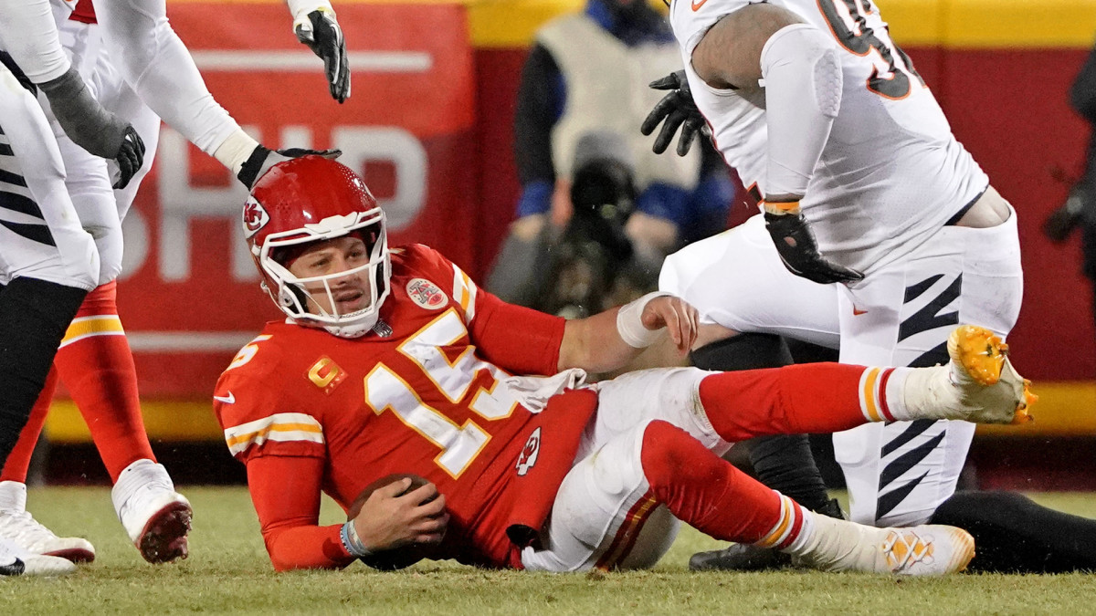 Patrick Mahomes looks up after taking a sack against the Bengals in the AFC title game